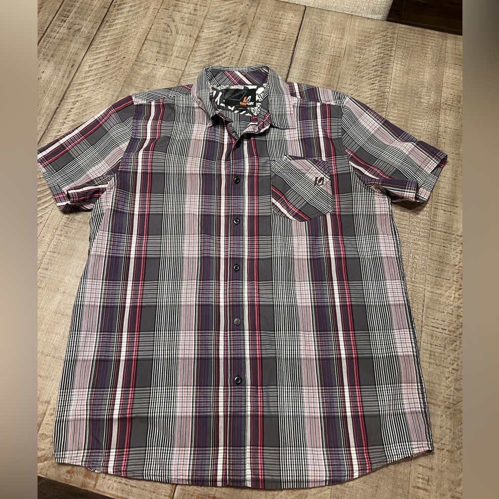 Amplify Mens Shirt L Multicolor Check Short Sleeve Pocket Logo Button